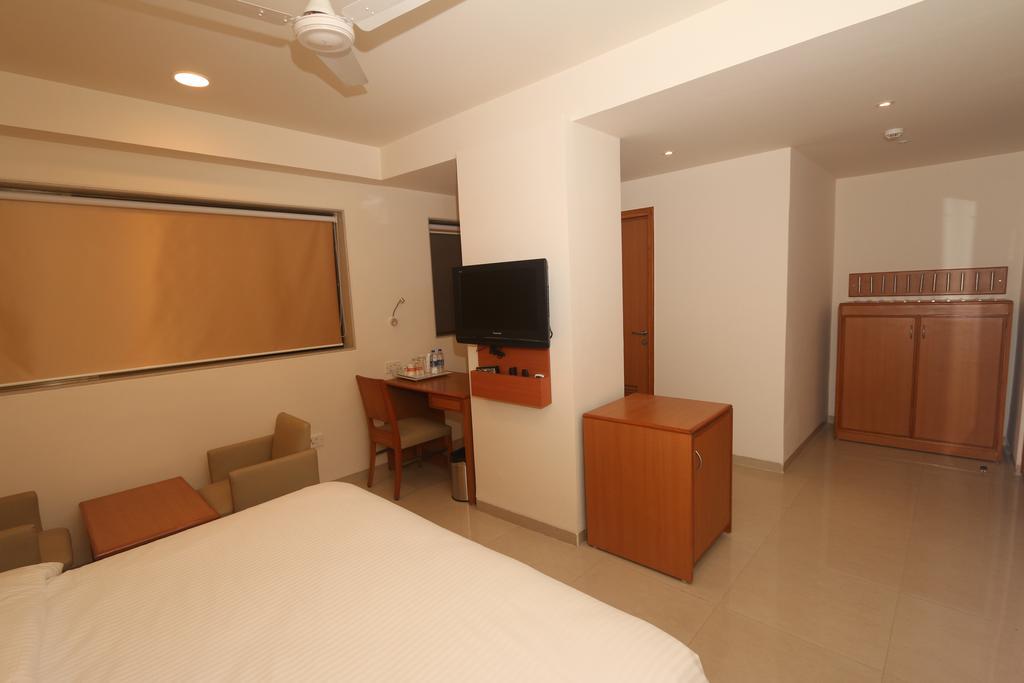 Thane Exterior foto